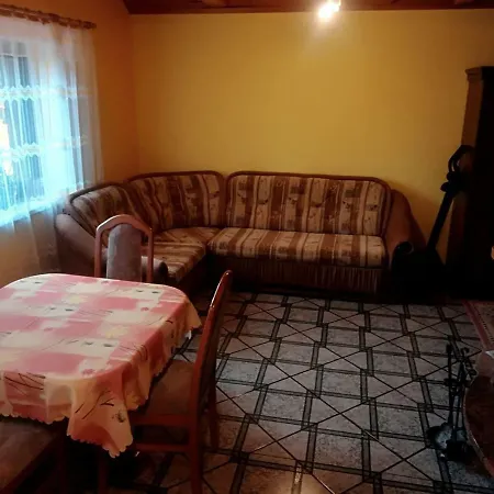 Nyaraló Midom Małdyty